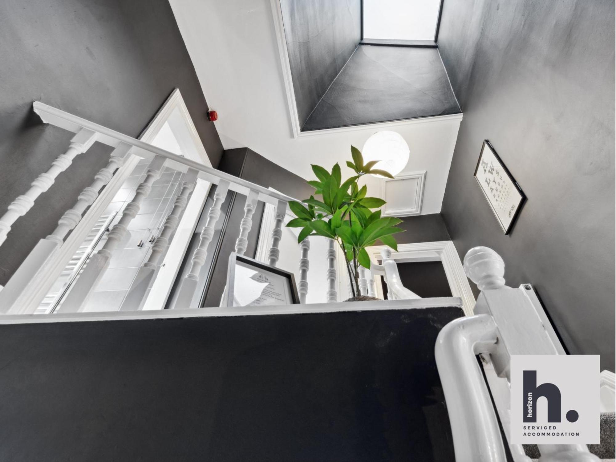 Free Parking - Penthouse - Business Stays - Relocating - St Harrogate Extérieur photo